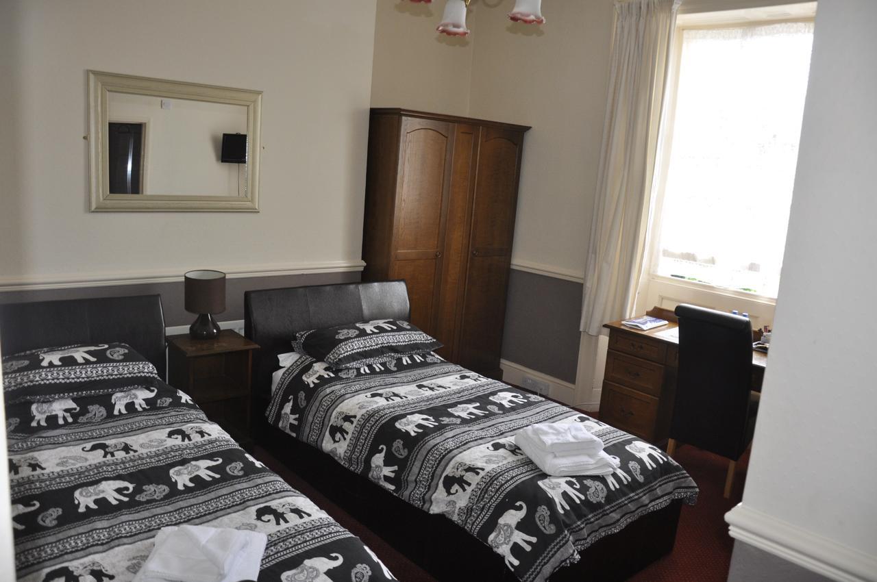 The Eliot Arms Hotel Saint Germans Eksteriør billede
